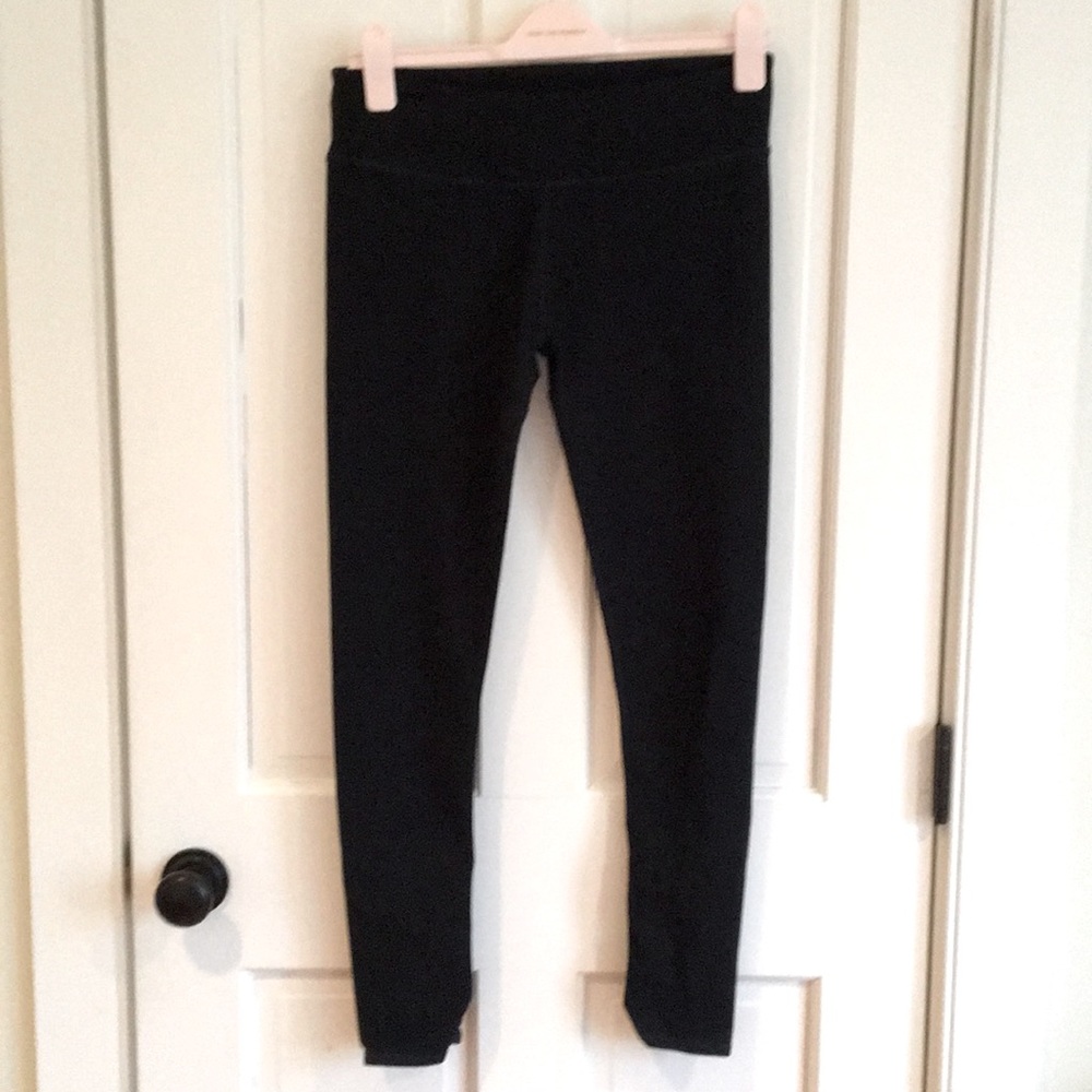 Solid black Salar leggings from Fabletics